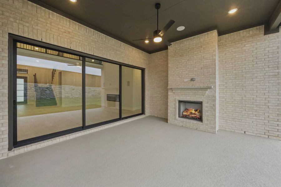 Representative exterior details of a home built from the Danville by Chesmar Homes in Canyon Falls, Argyle (Image 3).