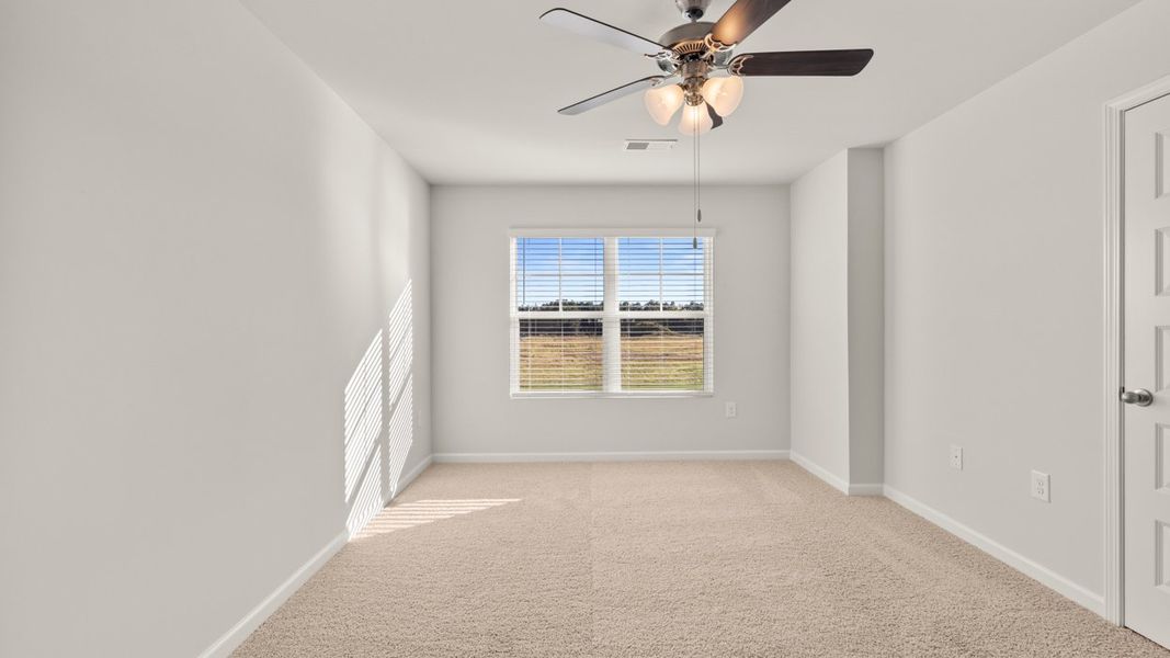 Spacious, unfurnished interior of a new home in Weatherstone, Grovetown (Image 30).