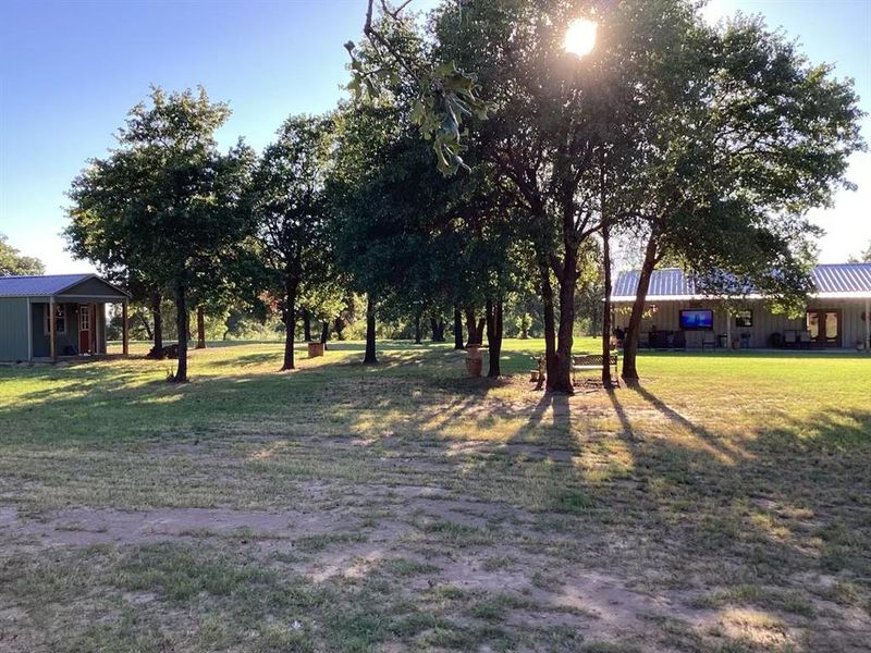 Natural landscape and outdoor views near in Seymour (Image 15). Natural landscape and outdoor views near in Seymour (Image 15).