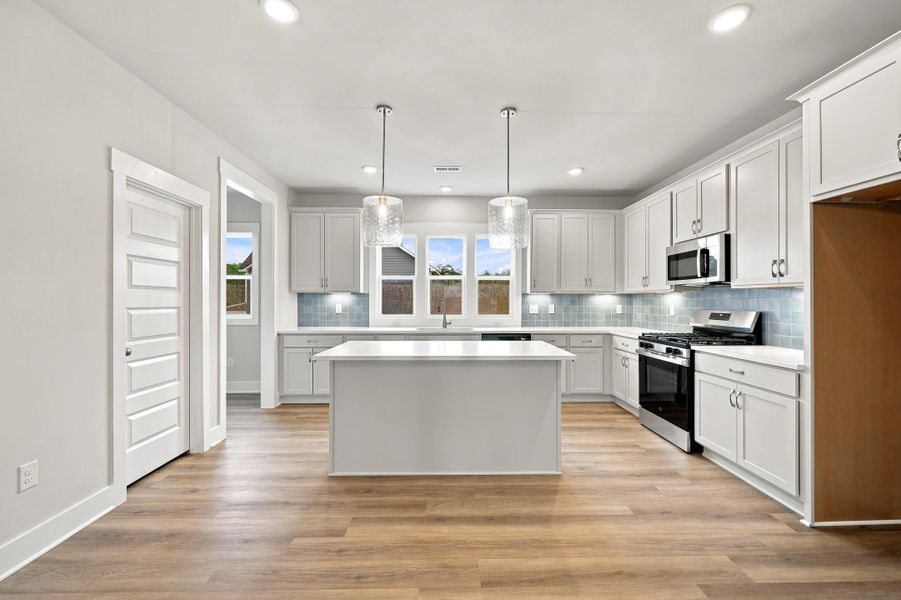 Furnished interior view inside a new home in Allen Park, Raleigh (Image 5).