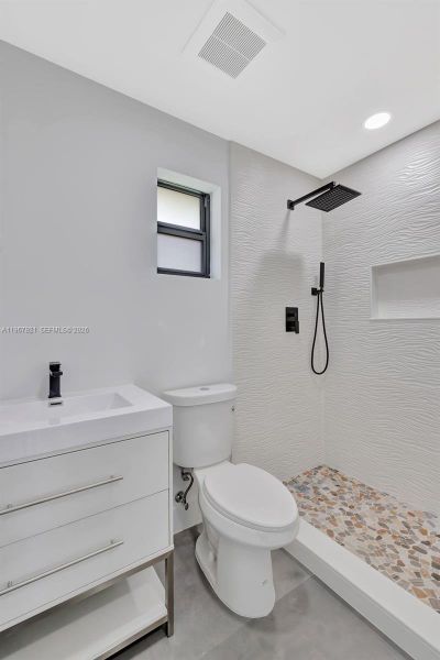 Furnished interior view inside a new home in , Miami Gardens (Image 14).