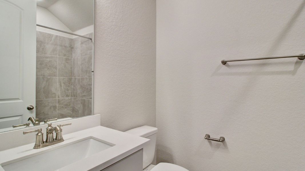 Furnished interior view inside a new home in Sunflower Ridge, New Braunfels (Image 7). Furnished interior view inside a new home in Sunflower Ridge, New Braunfels (Image 7).