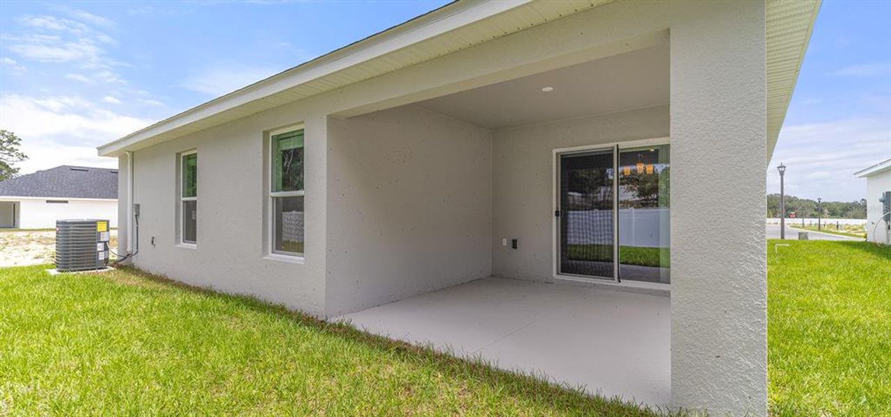 Exterior details and patio area of a home in Vista Trace, Belleview (Image 2). Exterior details and patio area of a home in Vista Trace, Belleview (Image 2).