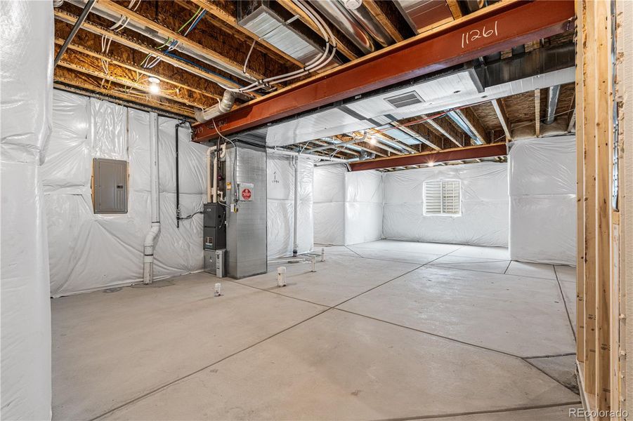 Spacious, unfurnished interior of a new home in Stargaze at Solstice, Littleton (Image 39). Spacious, unfurnished interior of a new home in Stargaze at Solstice, Littleton (Image 39).