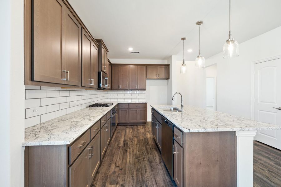 Furnished interior view inside a new home in Edgewater, Fate (Image 11).