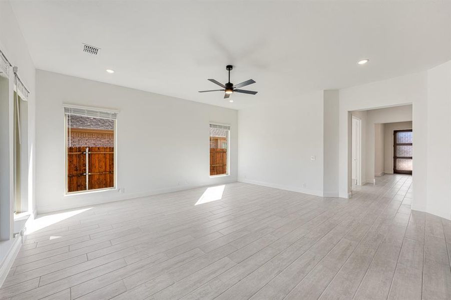Spacious, unfurnished interior of a new home in Timberbrook 3B-4A, Justin (Image 26).