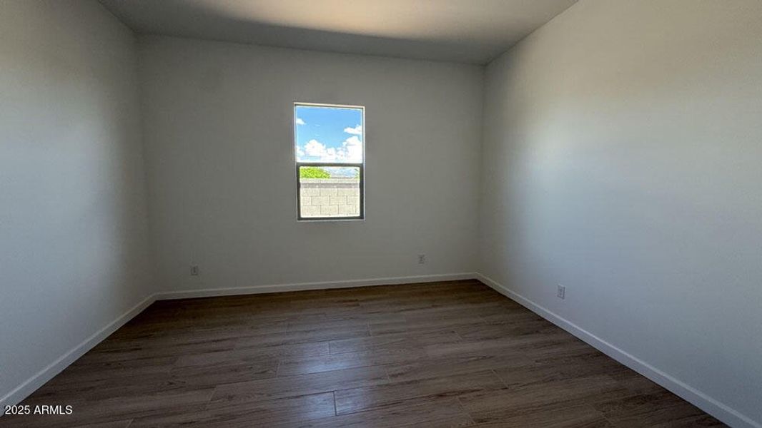 028 - Teen Room 028 - Teen Room