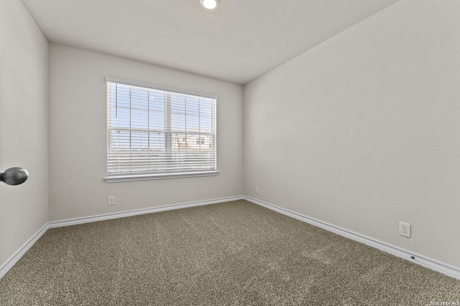 Spacious, unfurnished interior of a new home in Steele Creek, Cibolo (Image 14).