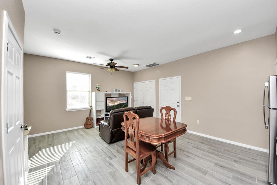 Different angle of openess of ADU/apartmebt