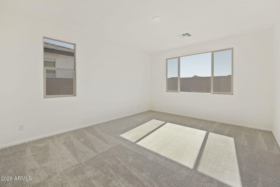 OWNER'S BEDRROM OWNER'S BEDRROM