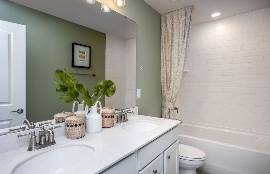 Close-up of interior finishes inside a home in Providence Oaks, Fuquay Varina (Image 17). Close-up of interior finishes inside a home in Providence Oaks, Fuquay Varina (Image 17).