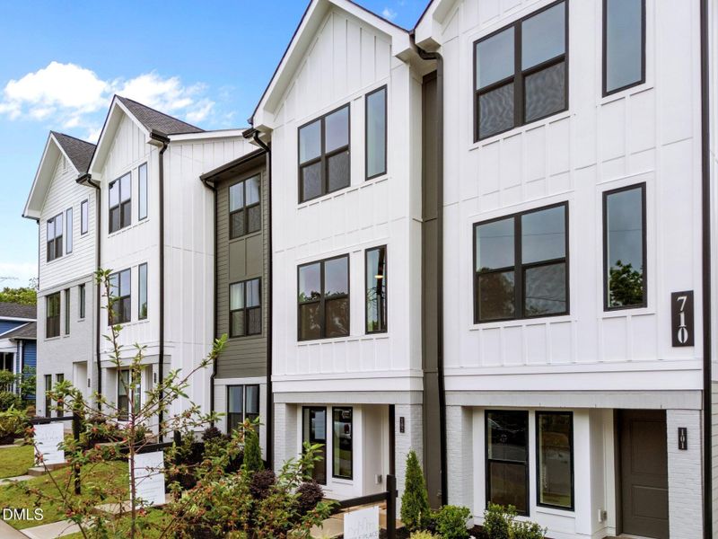 NOBLE PLACE TOWNHOMES