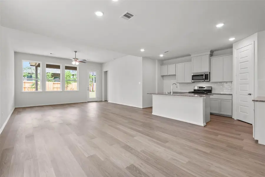 Image 3 of a home in The Woodlands Hills. Image 3 of a home in The Woodlands Hills.