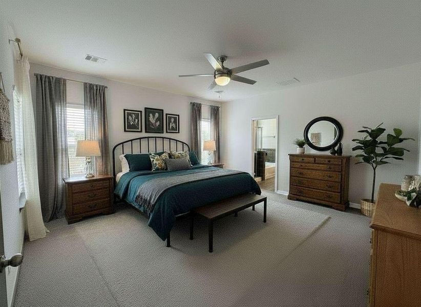Furnished interior view inside a new home in Creekhaven, Iowa Colony (Image 27).