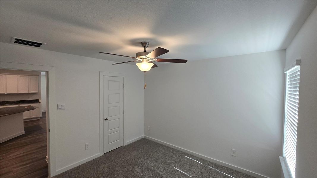 Spacious, unfurnished interior of a new home in Caldwell Ranch, Rosharon (Image 22).