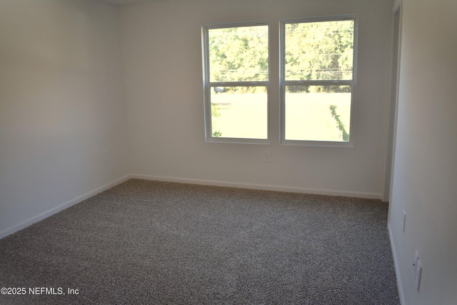Spacious, unfurnished interior of a new home in Old Kings Trail, Jacksonville (Image 23).