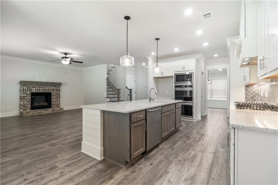 Furnished interior view inside a new home in Weslyn Park, Social Circle (Image 7).