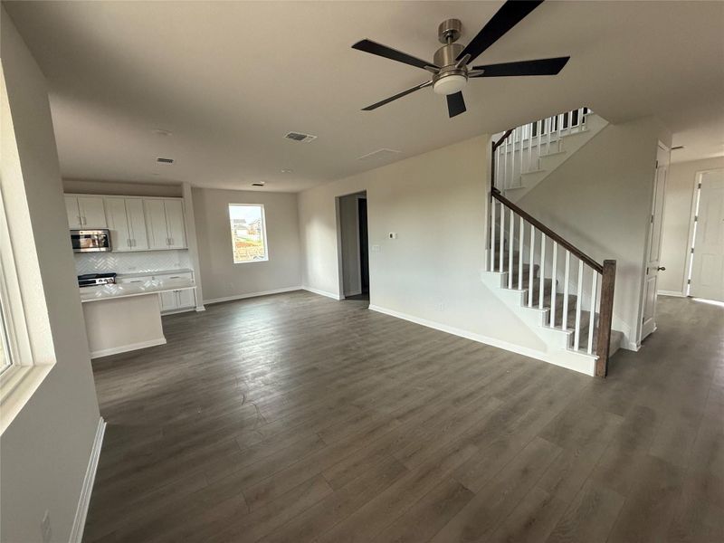 Spacious, unfurnished interior of a new home in The Cottages at La Cima, San Marcos (Image 14). Spacious, unfurnished interior of a new home in The Cottages at La Cima, San Marcos (Image 14).