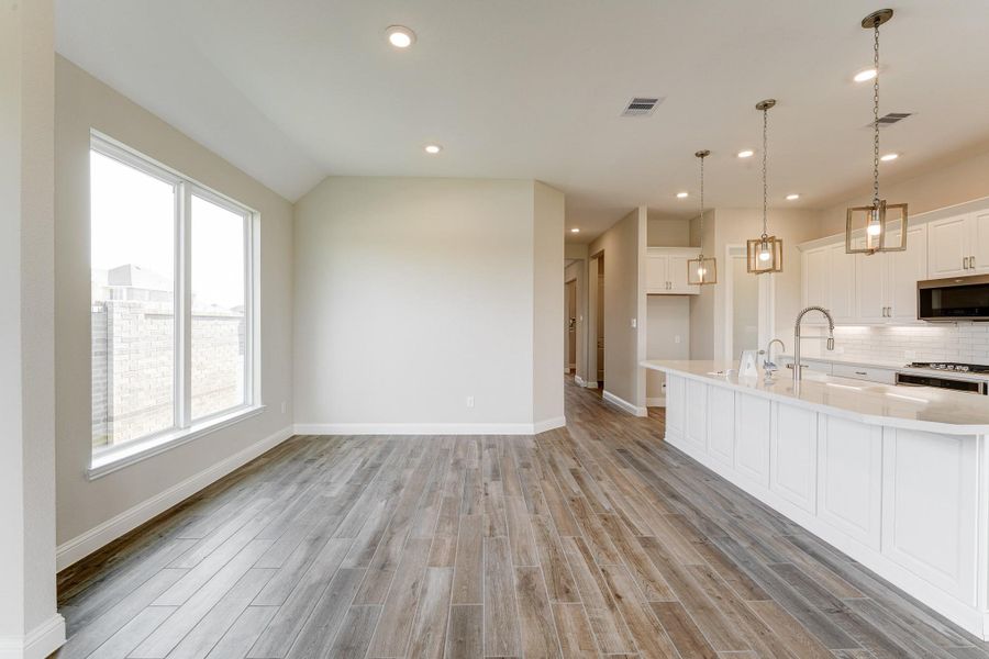 Spacious, unfurnished interior of a new home in Bridgeland: Signature Collection, Cypress (Image 16). Spacious, unfurnished interior of a new home in Bridgeland: Signature Collection, Cypress (Image 16).