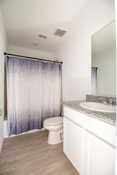 Furnished interior view inside a new home in , Crandall (Image 7).