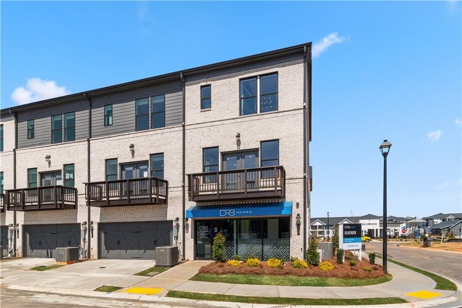 Condo located in McDonough, GA showcasing its design and architecture (Image 7). Condo located in McDonough, GA showcasing its design and architecture (Image 7).