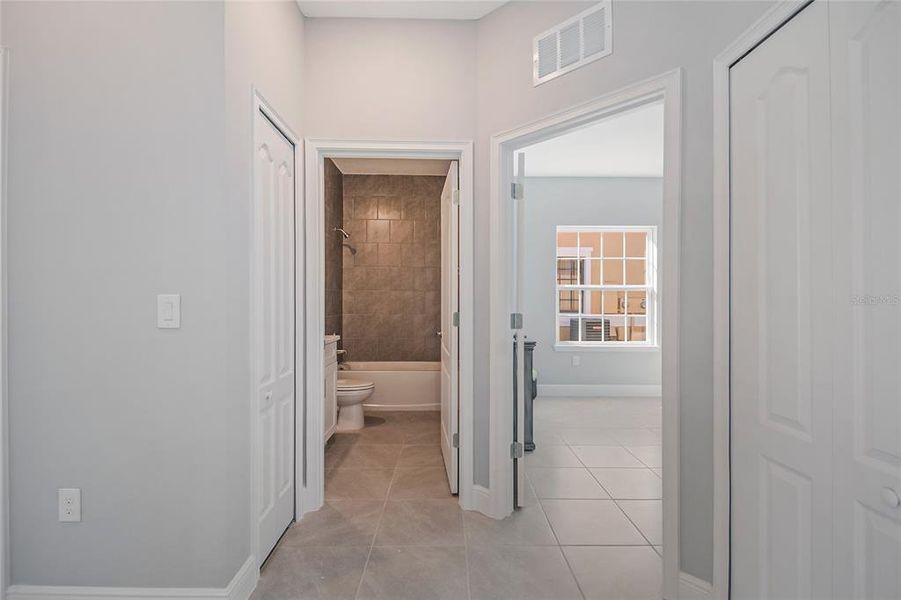 Spacious, unfurnished interior of a new home in , Kissimmee (Image 19). Spacious, unfurnished interior of a new home in , Kissimmee (Image 19).