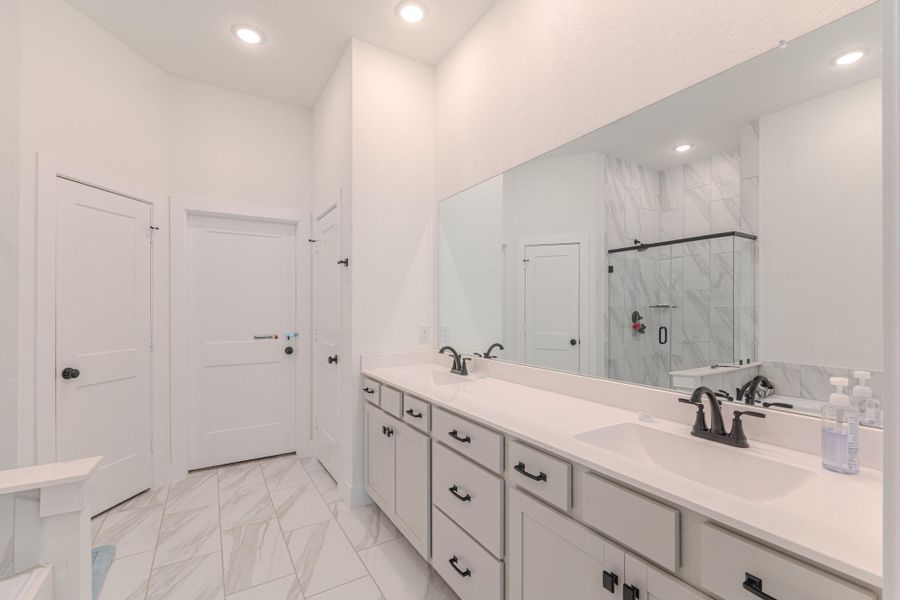 Furnished interior view inside a new home in The Woodlands Hills, Willis (Image 26).