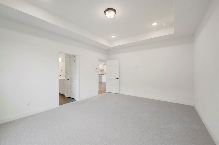 Spacious, unfurnished interior of a new home in Talia – Garden Series, Mesquite (Image 33).