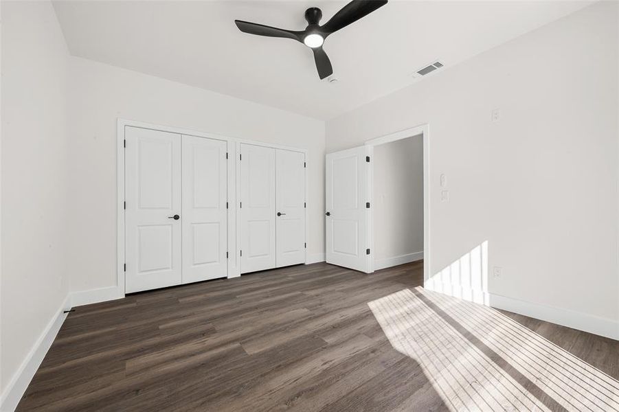 Spacious, unfurnished interior of a new home in , Dallas (Image 20).