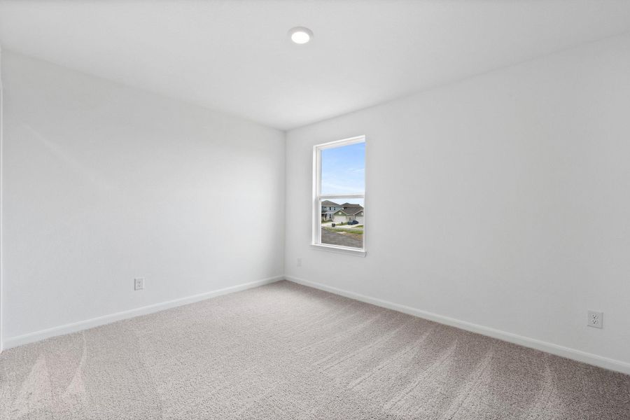Spacious, unfurnished interior of a new home in Sunset Oaks, Maxwell (Image 3).