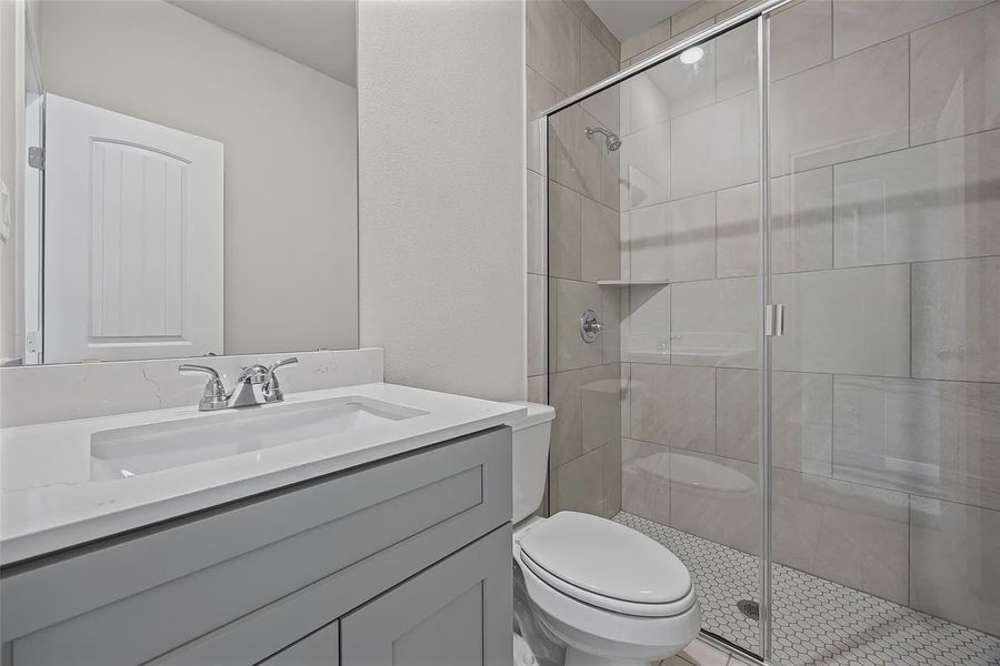 Furnished interior view inside a new home in Butler Farms, Liberty Hill (Image 10).