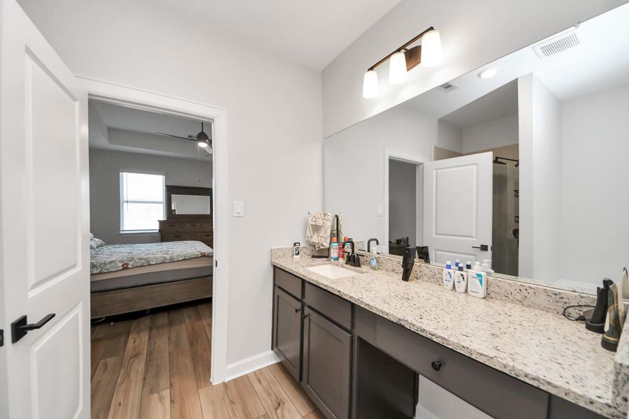 Furnished interior view inside a new home in , Santa Fe (Image 26).