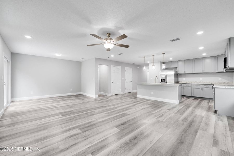 Image 21 of a home in . Image 21 of a home in .