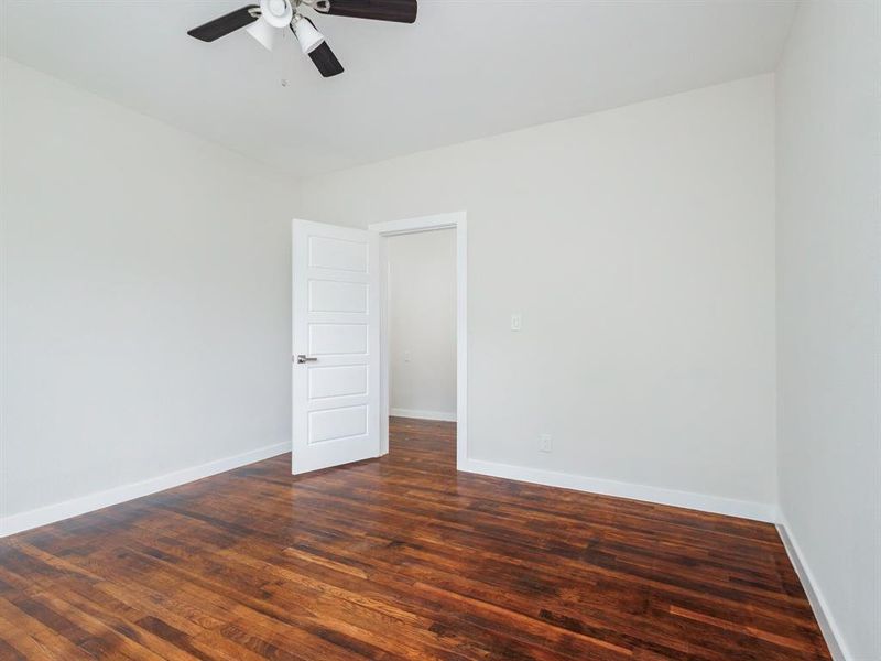Spacious, unfurnished interior of a new home in , Brownwood (Image 11).