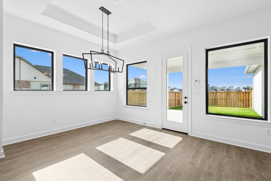 Spacious, unfurnished interior of a new home in Riceland - Enclave Row Collection, Mont Belvieu (Image 17).