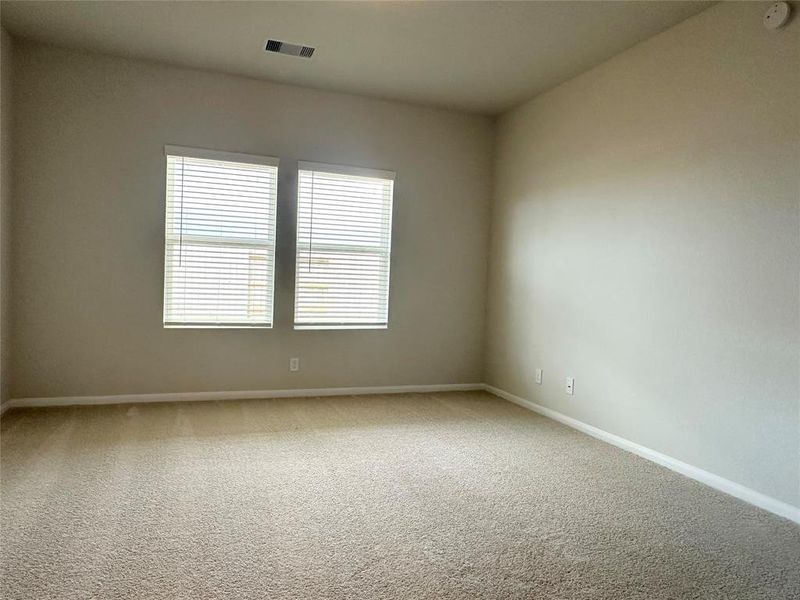 Spacious, unfurnished interior of a new home in Colony at Pinehurst, Pinehurst (Image 13).