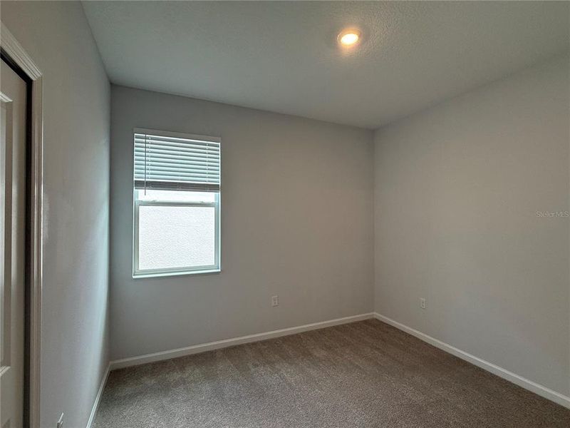 Spacious, unfurnished interior of a new home in Lakewood Park, Deland (Image 12).