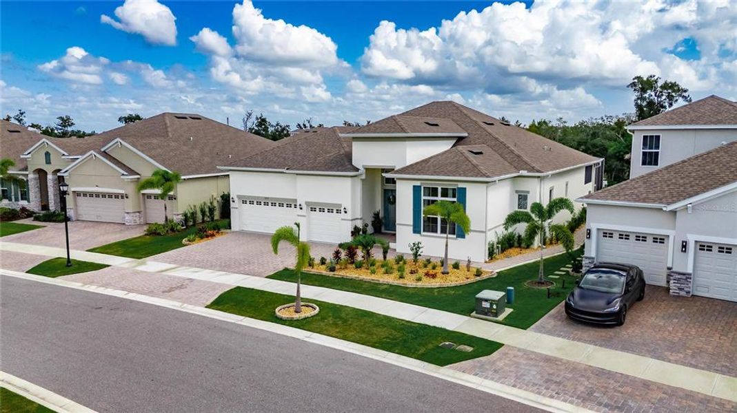 Community amenities in , Apollo Beach (Image 53).