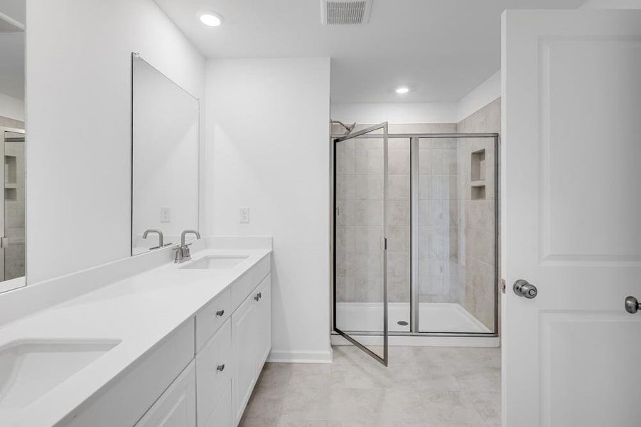 Furnished interior view inside a new home in Hampton Trace, Marietta (Image 7).