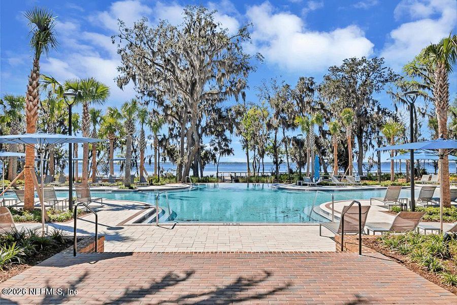 Community amenities in , St. Johns (Image 25).