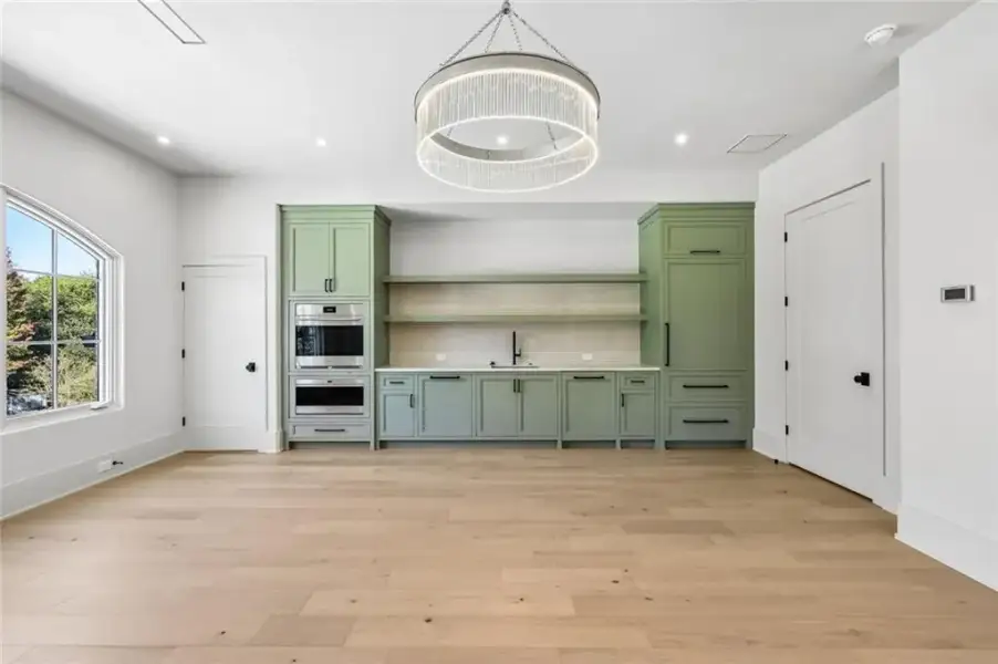 Image 122 of a home in .