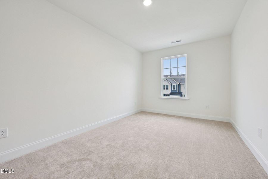 30-web-or-mls-Kensley Grv Ln-S0502-030