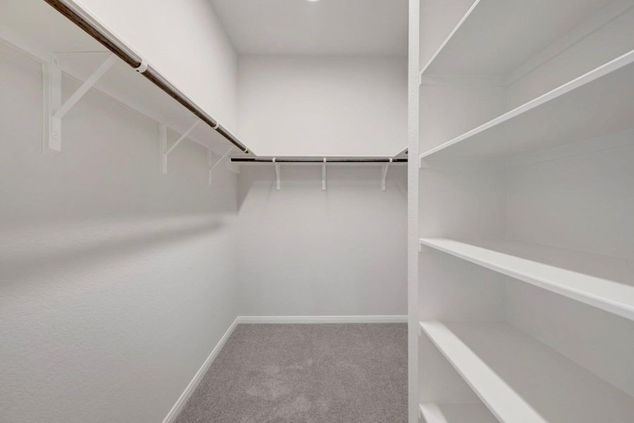 Spacious, unfurnished interior of a new home in The Grand Prairie 50’, Hockley (Image 29).