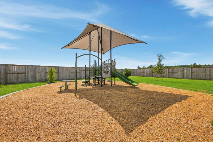 Community amenities in Riverside Estates, Baytown (Image 18).