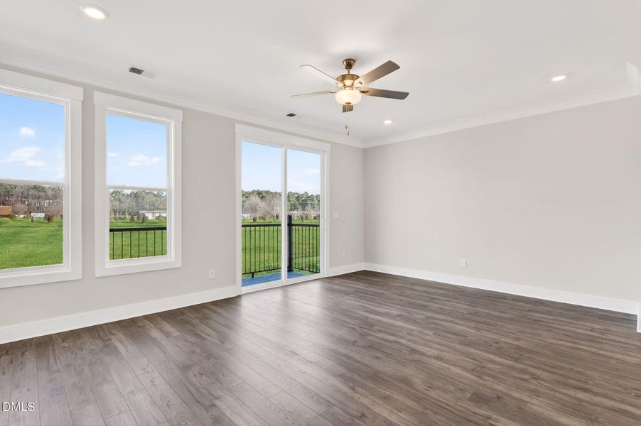 12-web-or-mls-DSC03503 12-web-or-mls-DSC03503