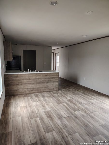 Spacious, unfurnished interior of a new home in , Moore (Image 8).