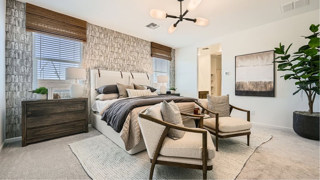 4083 Revolution Owners 2of2 Base8