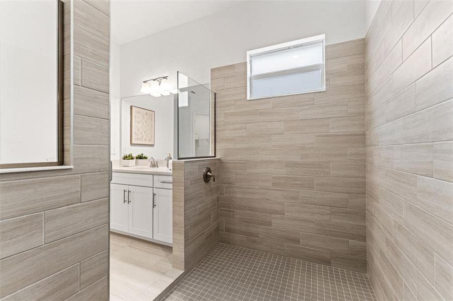 Furnished interior view inside a new home in , Lakewood Ranch (Image 32). Furnished interior view inside a new home in , Lakewood Ranch (Image 32).