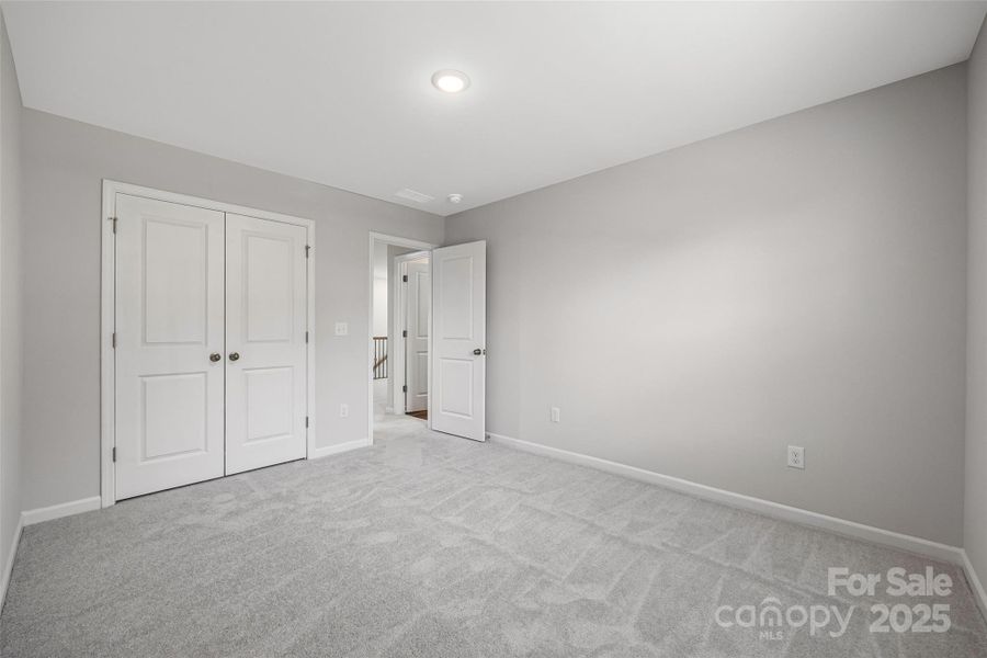 Spacious, unfurnished interior of a new home in Creekside Cottages, Bessemer City (Image 28).