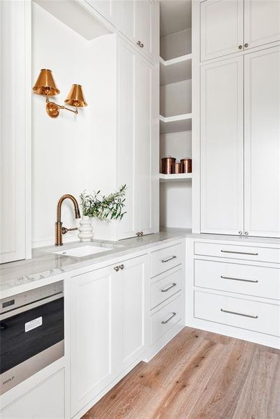 Furnished interior view inside a new home in , Dallas (Image 6).